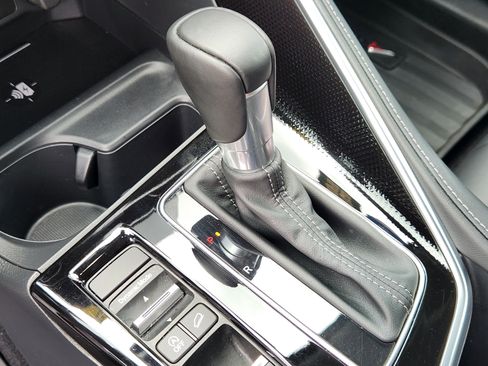 Certified 2025 Acura ADX AWD image 12