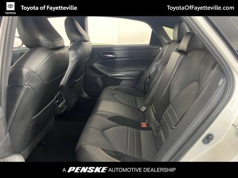 Used 2022 Toyota Avalon XSE FWD image 23