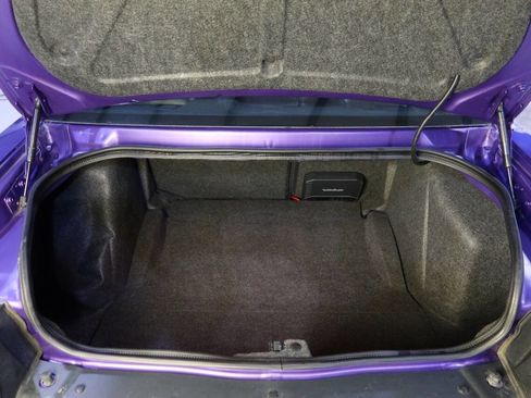 Used 2019 Dodge Challenger R/T Scat Pack w/ Shaker Package image 27