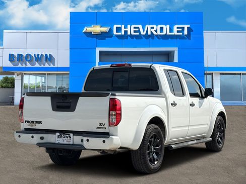 Used 2019 Nissan Frontier SV w/ Value Truck Package RWD image 3