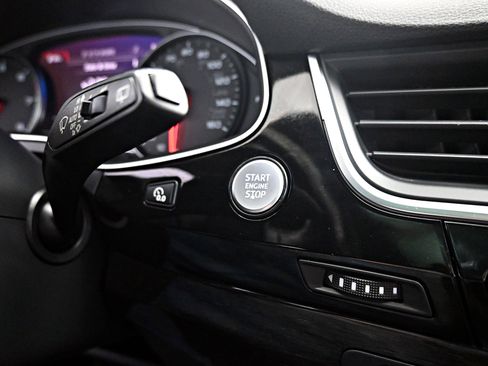 Used 2018 Audi Q7 3.0T Premium Plus w/ Premium Plus Package image 10