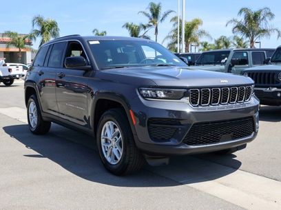 New 2025 Jeep Grand Cherokee Laredo X w/ Luxury Tech Group I