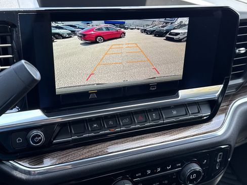 Used 2025 Chevrolet Silverado 1500 LT RWD image 22