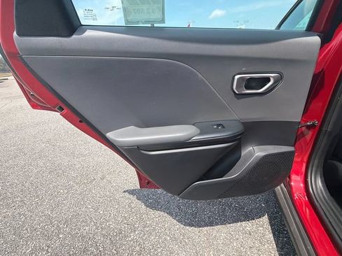 Used 2025 Kia K4 FWD image 21