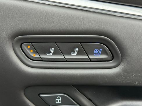 Used 2023 Cadillac Escalade Sport Platinum image 22