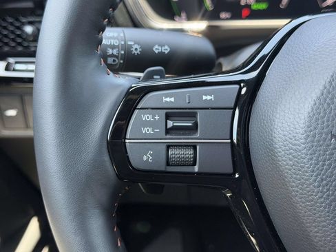 Used 2026 Honda CR-V Sport Touring image 9