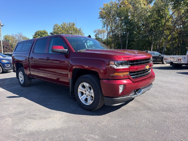 Used 2017 Chevrolet Silverado 1500 LT AWD/4WD image 7