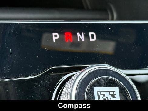 New 2025 Jeep Grand Cherokee L Laredo image 24