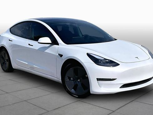 Used 2022 Tesla Model 3 Long Range AWD/4WD image 2