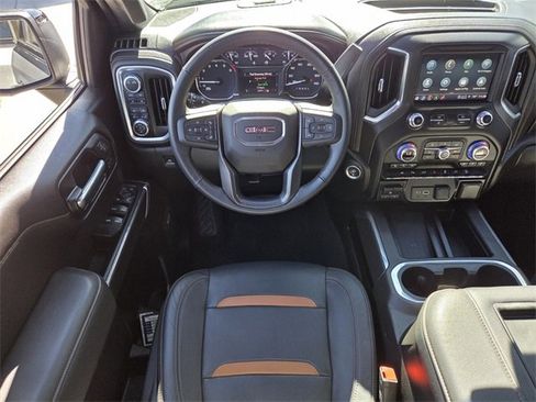Certified 2022 GMC Sierra 1500 AT4 w/ AT4 Premium Package image 12
