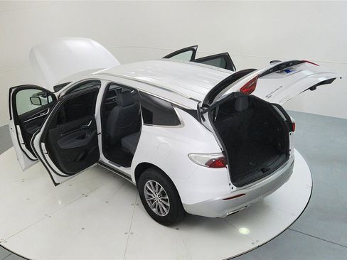 Used 2024 Buick Enclave Premium image 20