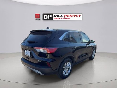 Used 2020 Ford Escape SE image 5