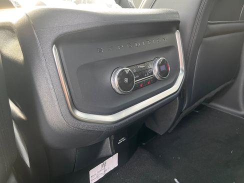 New 2025 Ford Expedition Tremor image 15
