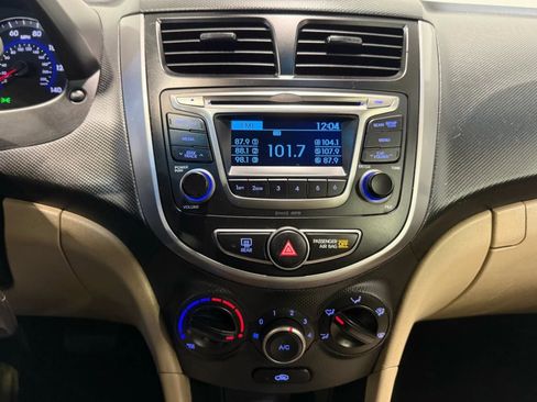 Used 2016 Hyundai Accent SE image 16