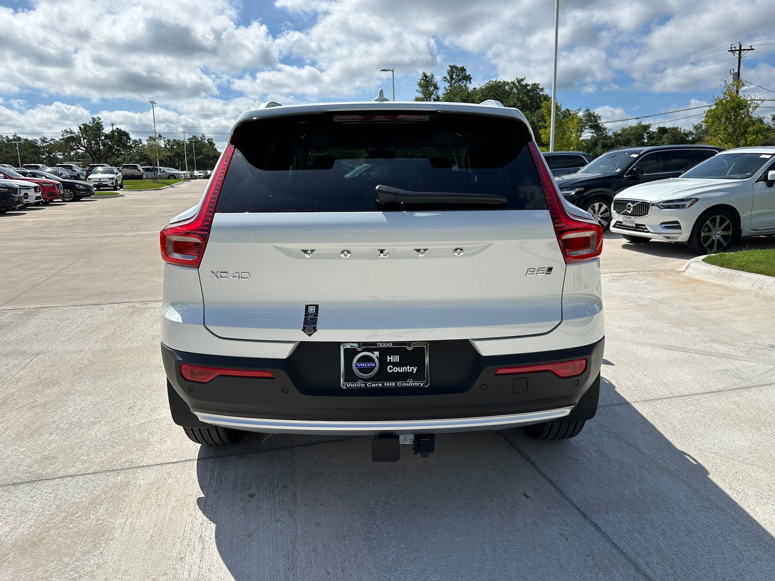 Used 2025 Volvo XC40 B5 Ultra w/ Protection Package Premier AWD/4WD image 5