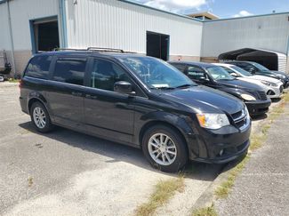 Used 2020 Dodge Grand Caravan SXT image 1