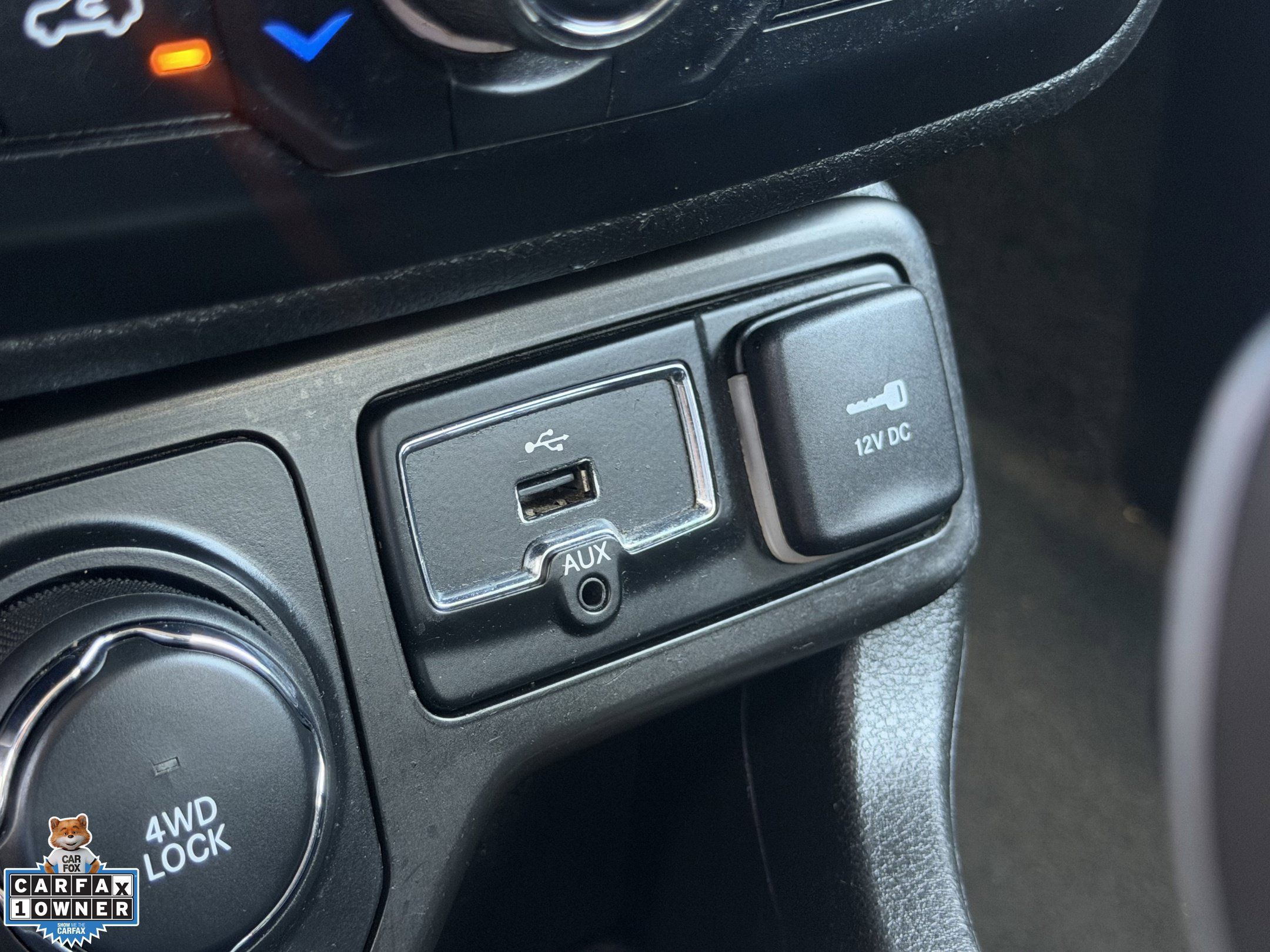 Used 2020 Jeep Renegade Latitude w/ Cold Weather Group AWD/4WD image 22