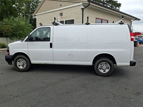 Used 2020 Chevrolet Express 2500 Work Van w/ Driver Convenience Package image 9