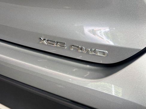 Certified 2025 Toyota Highlander XSE AWD/4WD image 15