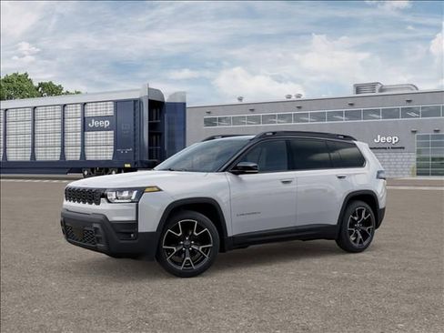 New 2026 Jeep Cherokee Overland image 2