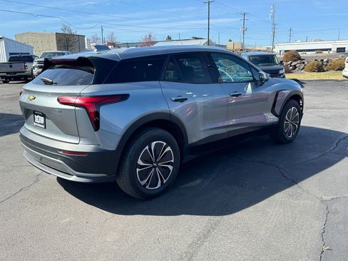 Used 2024 Chevrolet Blazer EV LT image 10