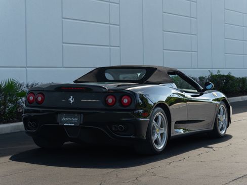 Used 2004 Ferrari 360 Spider image 4