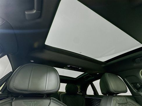 Certified 2021 Bentley Flying Spur V8 image 22
