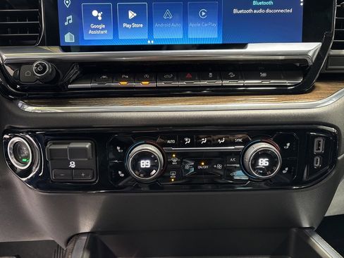 Used 2023 Chevrolet Silverado 1500 RST image 25