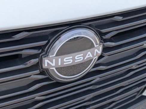 Used 2025 Nissan Altima 2.5 SV image 10