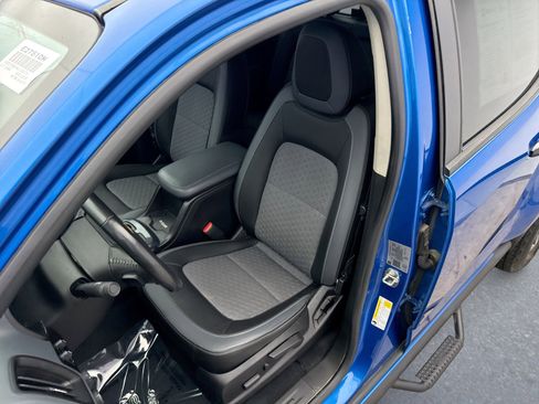 Used 2021 Chevrolet Colorado Z71 w/ Safety Package image 11