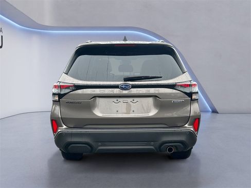 Certified 2025 Subaru Forester Touring image 4