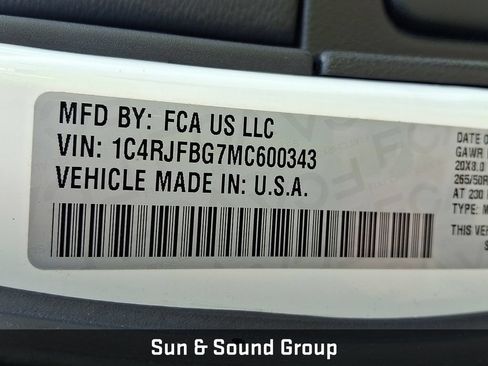 Used 2021 Jeep Grand Cherokee Limited w/ Sun & Sound Group AWD/4WD image 21