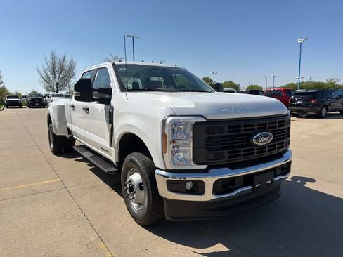 New 2026 Ford F350 XL AWD/4WD image 2