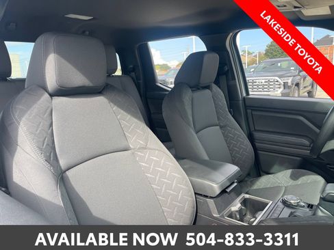 Certified 2026 Toyota Tacoma SR5 AWD/4WD image 15