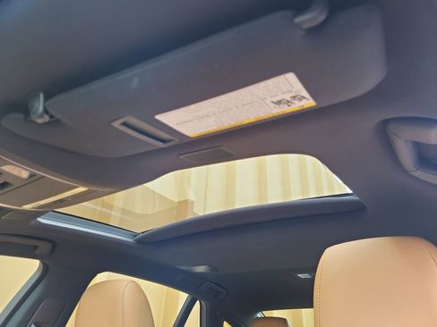 Used 2023 Lexus LS 500 w/ Accessory Package (Z2) image 29