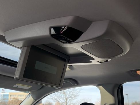 Certified 2022 Honda Pilot Elite image 33