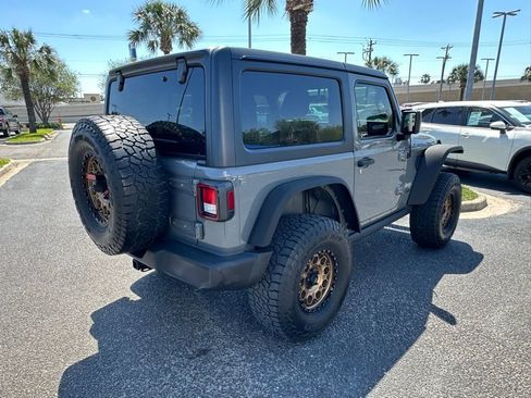 Used 2020 Jeep Wrangler Sport AWD/4WD image 6