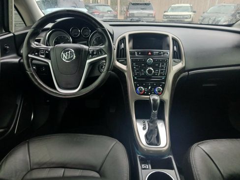 Used 2017 Buick Verano Leather FWD image 12