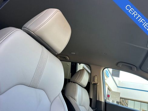 Certified 2025 Honda Pilot EX-L image 18