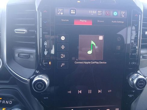 Used 2025 RAM 1500 Laramie image 27