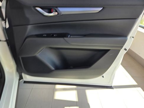 New 2025 MAZDA CX-5 AWD 2.5 S w/ Preferred Package image 6