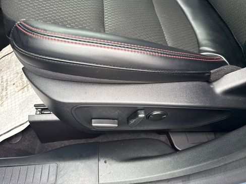 Used 2025 Ford Escape ST-Line Elite image 30