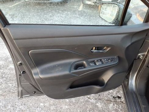 New 2025 Nissan Versa SV w/ Trunk Package image 20