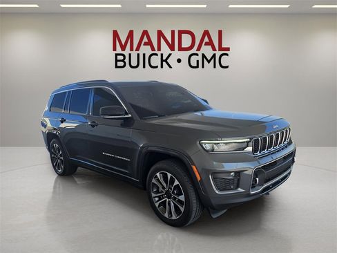 Used 2024 Jeep Grand Cherokee L Overland w/ Luxury Tech Group IV image 4