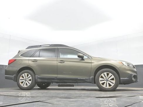 Used 2015 Subaru Outback 2.5i Premium AWD/4WD image 36