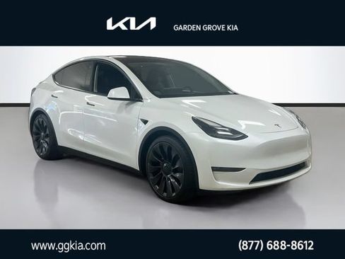 Used 2023 Tesla Model Y Performance AWD/4WD image 1