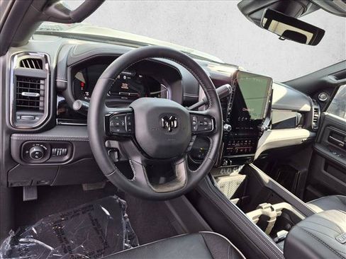 Used 2026 RAM 2500 Limited AWD/4WD image 10