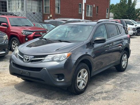 Used 2015 Toyota RAV4 LE AWD/4WD image 3