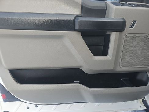 Used 2017 Ford F250 XL w/ Power Equipment Group image 11