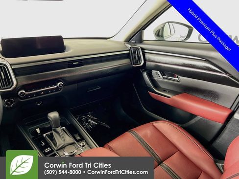 Used 2025 MAZDA CX-50 2.5 Hybrid w/ Premium Plus Pkg AWD/4WD image 28
